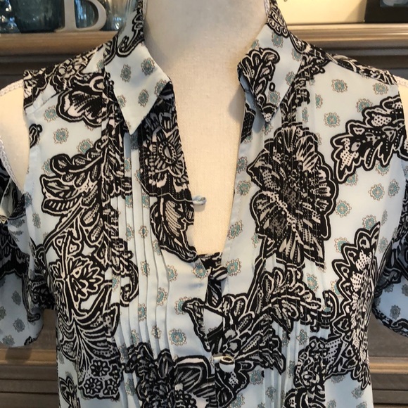 Express Blouse - Picture 3 of 6